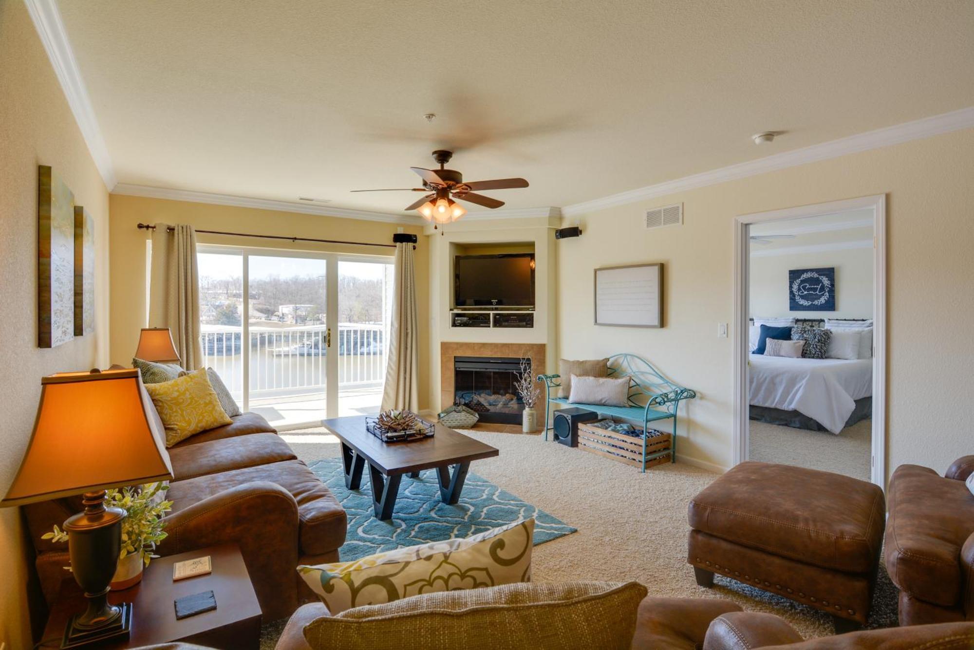Lakefront Osage Beach Condo With Pool And Water Views! Exterior foto